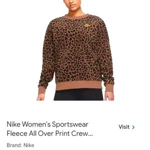 Nike Women's Leopard Print Fleece Sherpa Crew Neck Sweatshirt Size M EUC